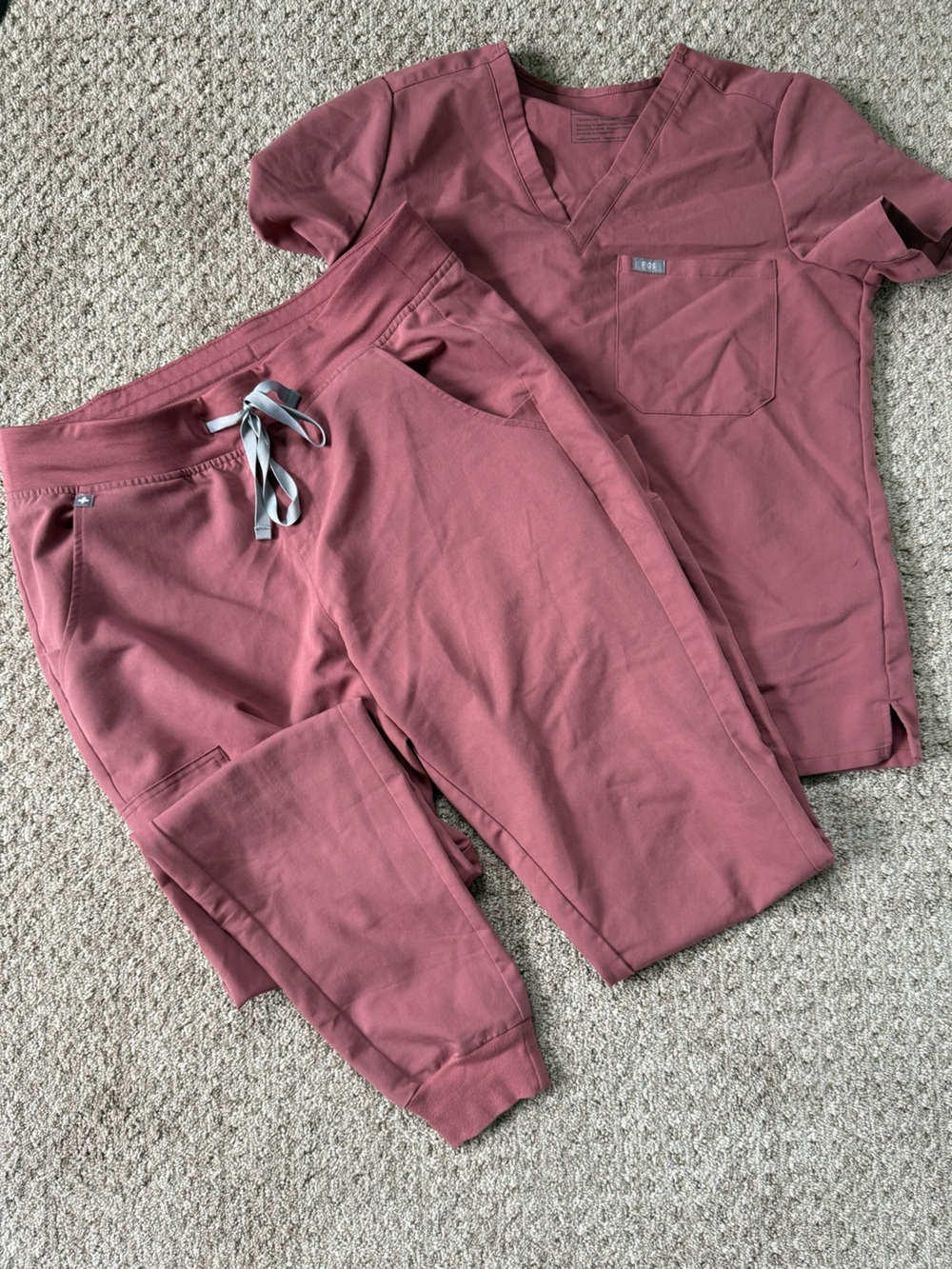 Figs Women's Scrub Set in Dusty Rose